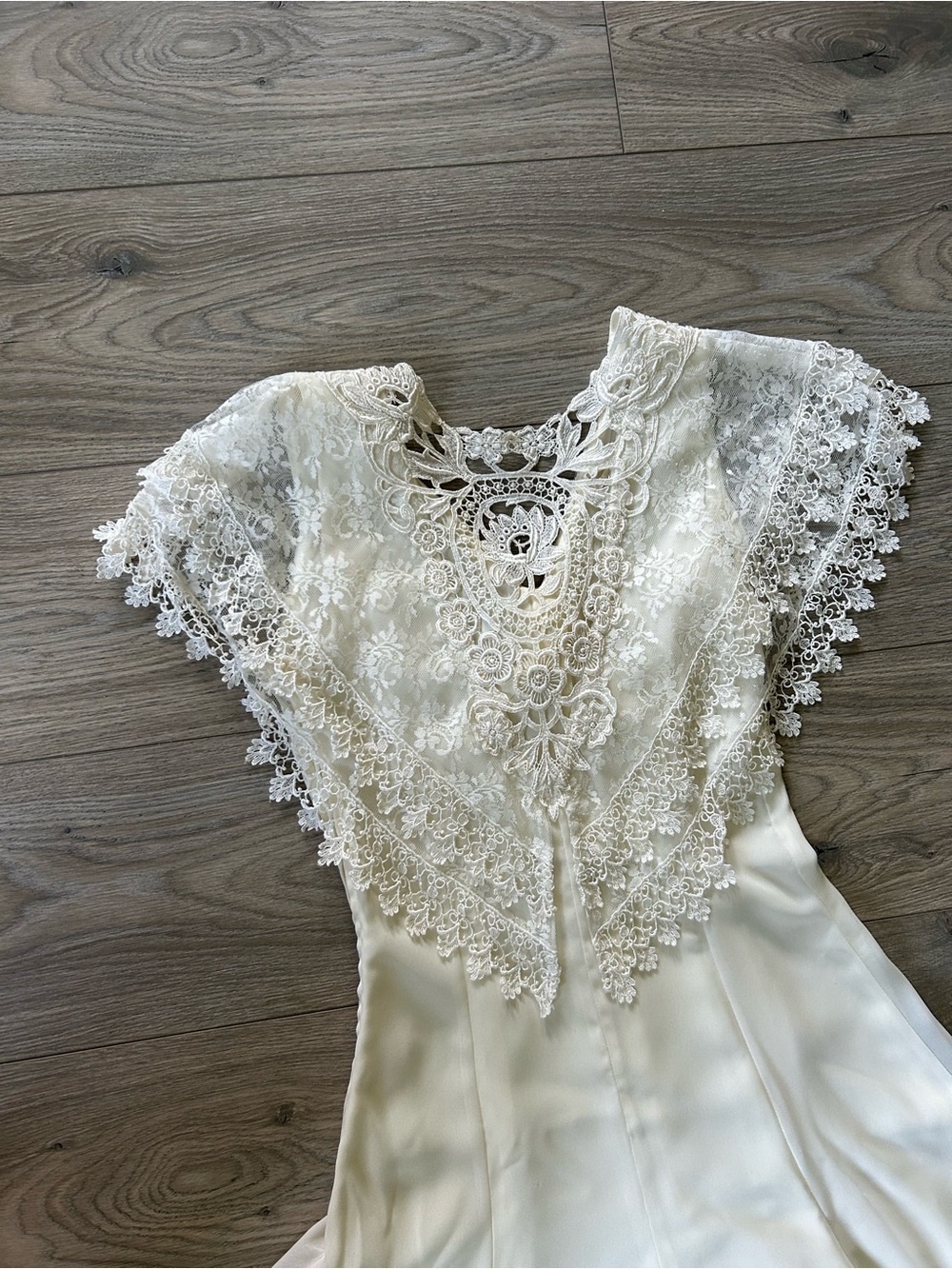 Vintage Jessica McClintock 1980s Cottagecore Lace & Rosette Detail Dress Sz 3/4 - Picture 5 of 10